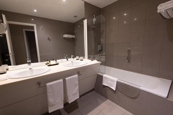 Grand Du Tonneau D'or Hotel 4*