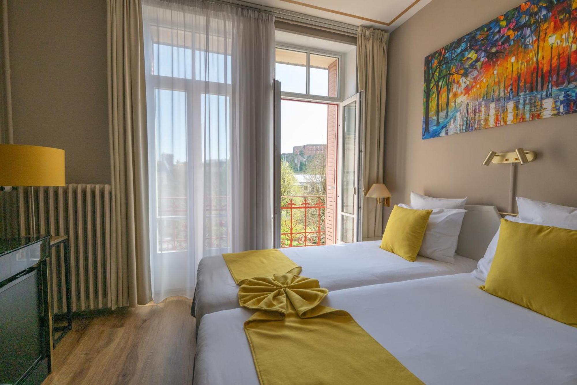 Grand Du Tonneau D'or Hotel 4*
